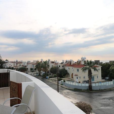 The Paradise Townhouses By Taimoura Paphos Eksteriør bilde