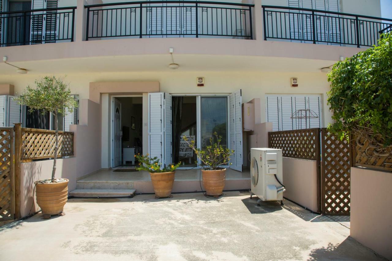 The Paradise Townhouses By Taimoura Paphos Eksteriør bilde