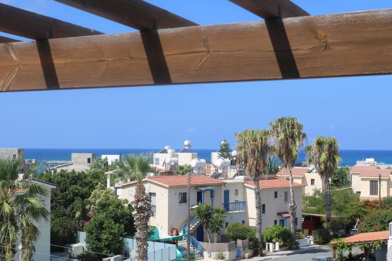 The Paradise Townhouses By Taimoura Paphos Eksteriør bilde