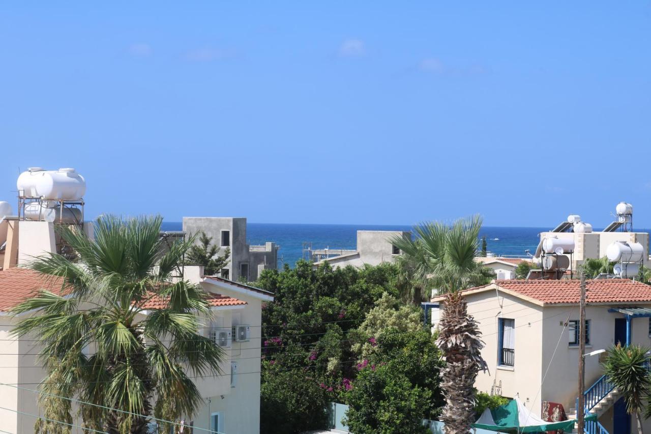 The Paradise Townhouses By Taimoura Paphos Eksteriør bilde