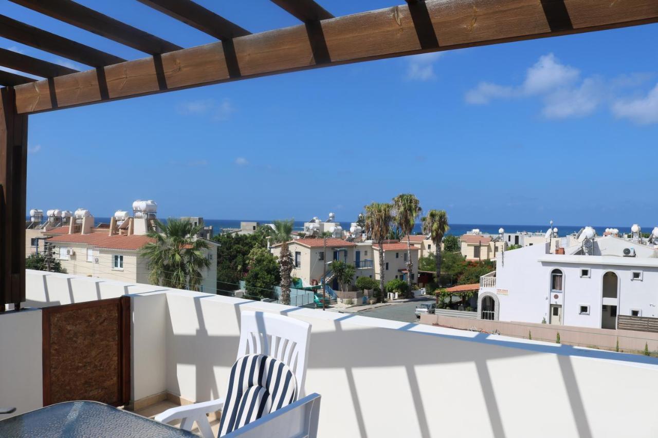The Paradise Townhouses By Taimoura Paphos Eksteriør bilde